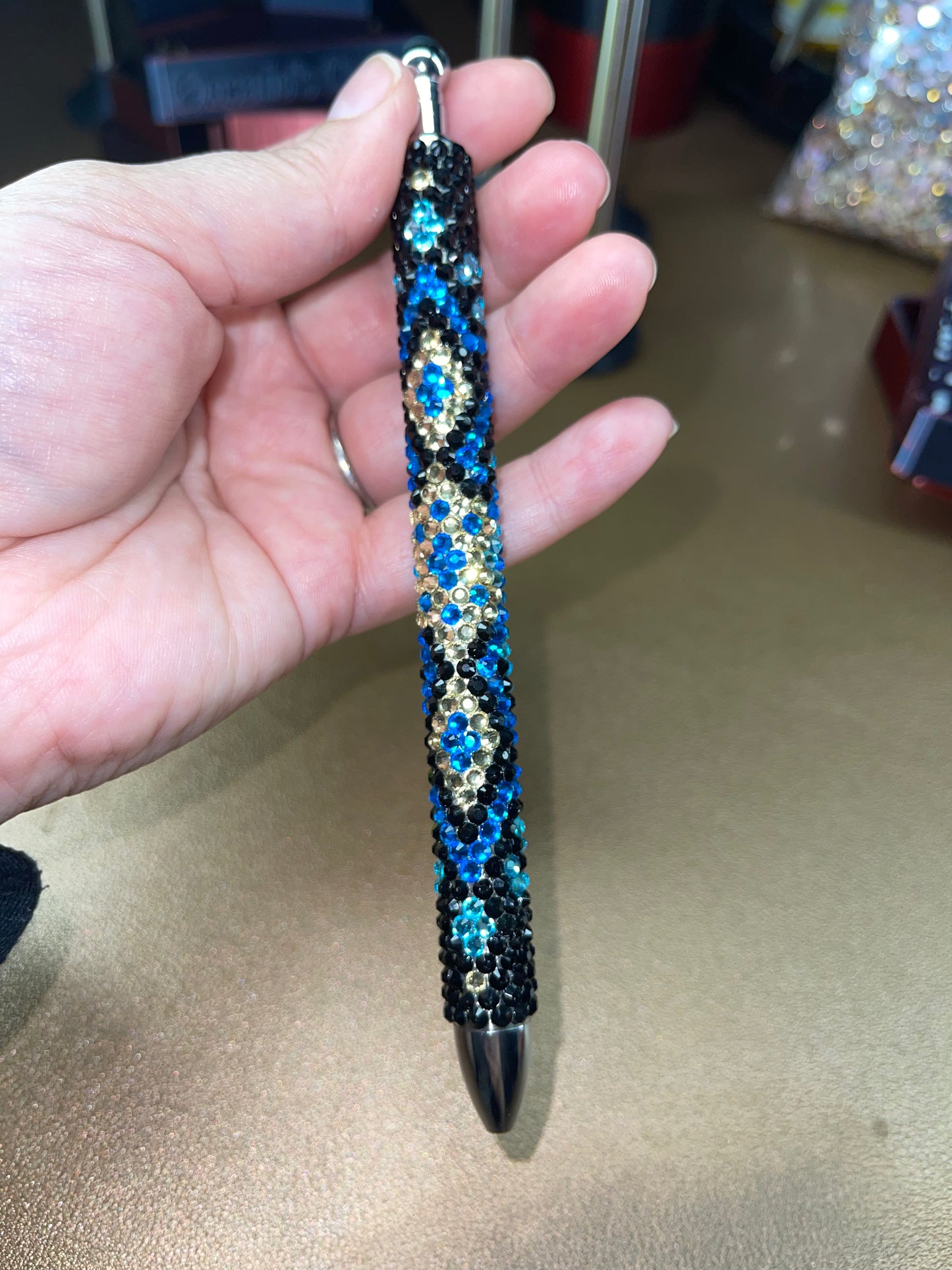 Filigree Black
